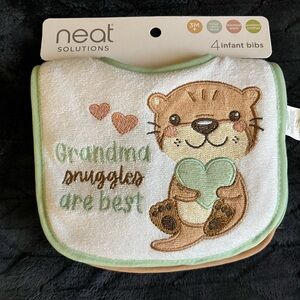 4 Cute Otter Infant Bib with Heart Design